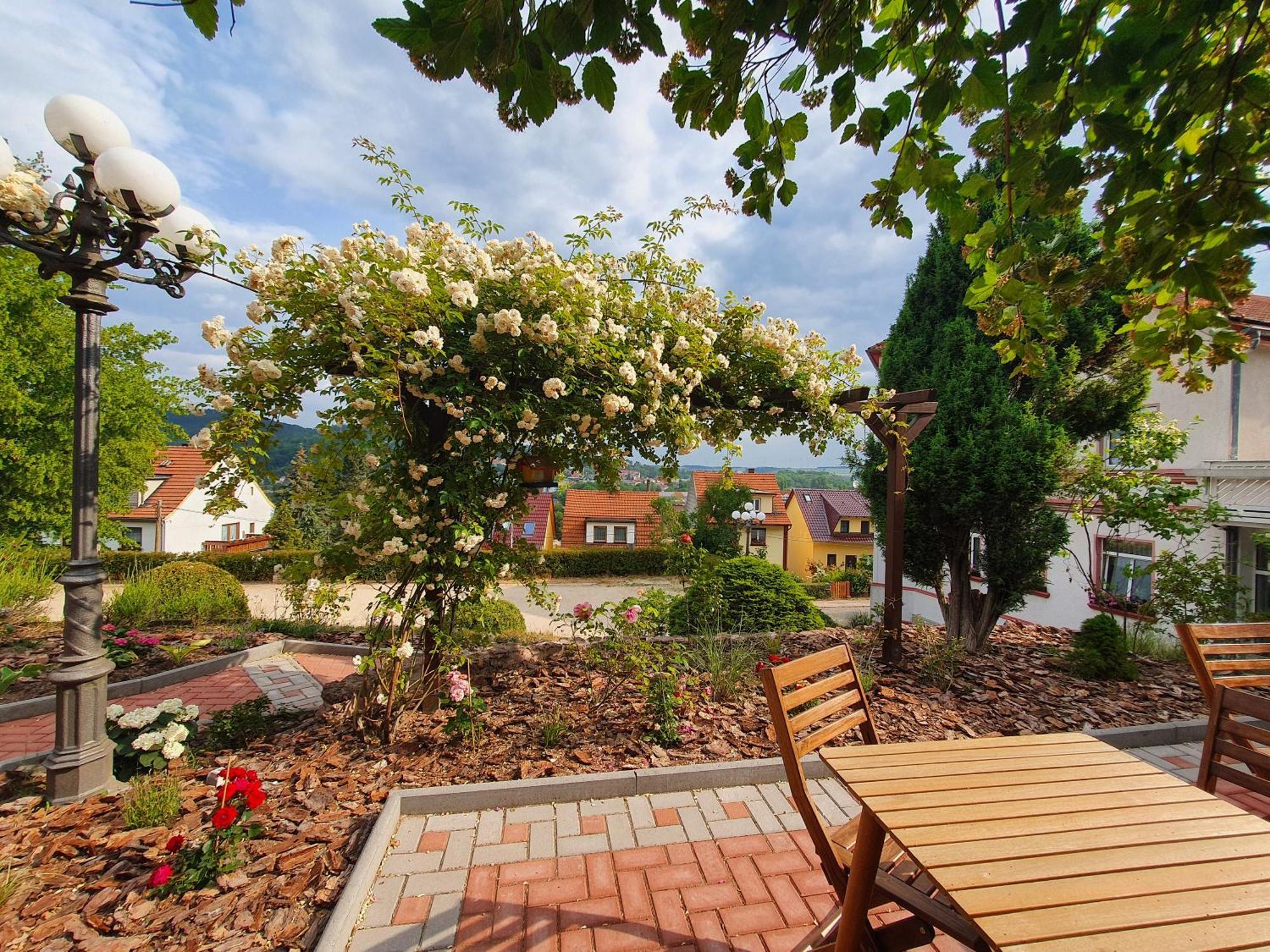 Hotel Klostergarten Эйзенах Экстерьер фото
