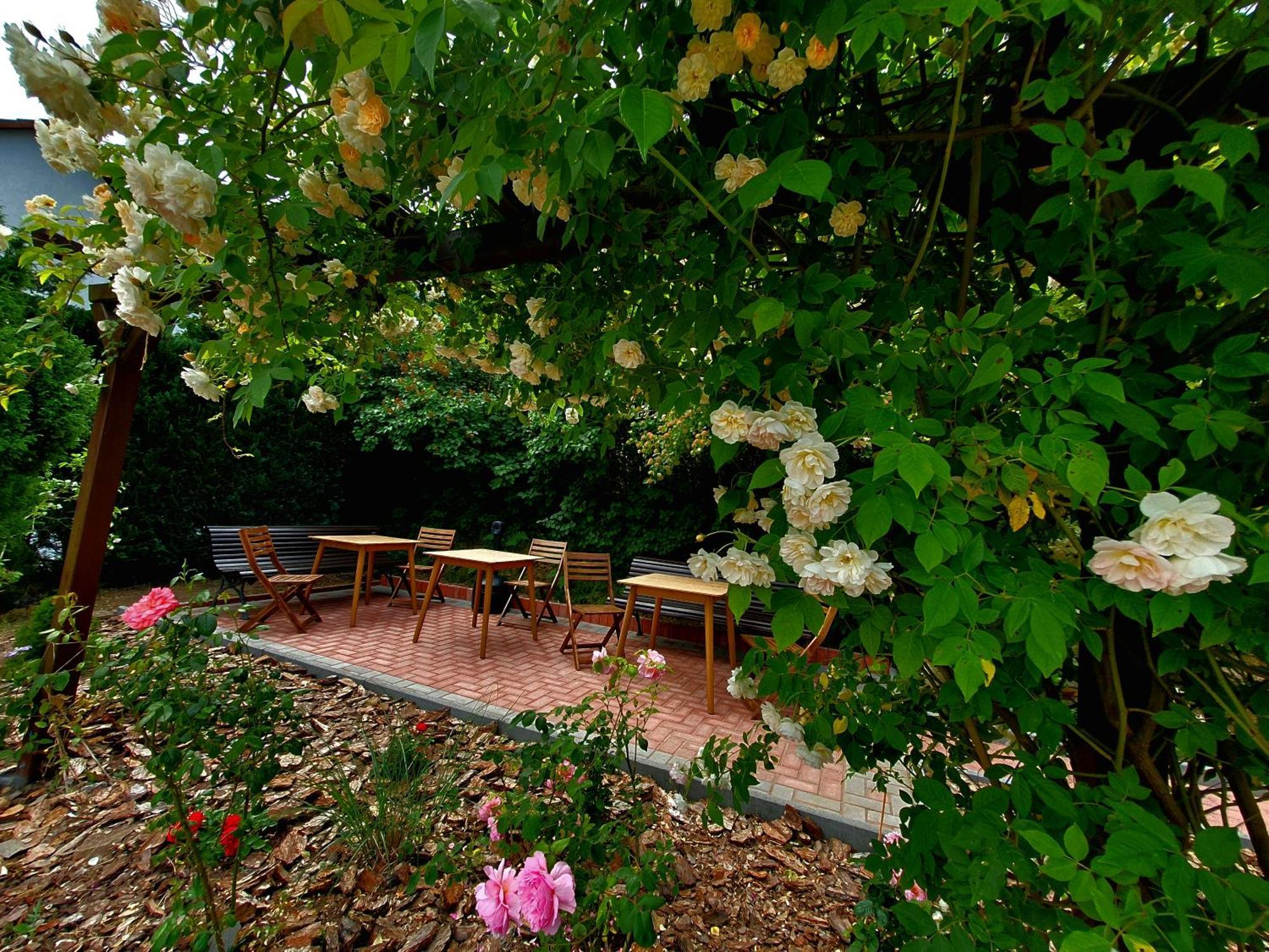 Hotel Klostergarten Эйзенах Экстерьер фото